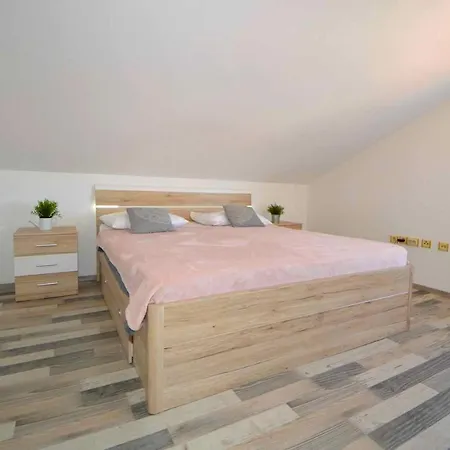 Apartment Gabi *